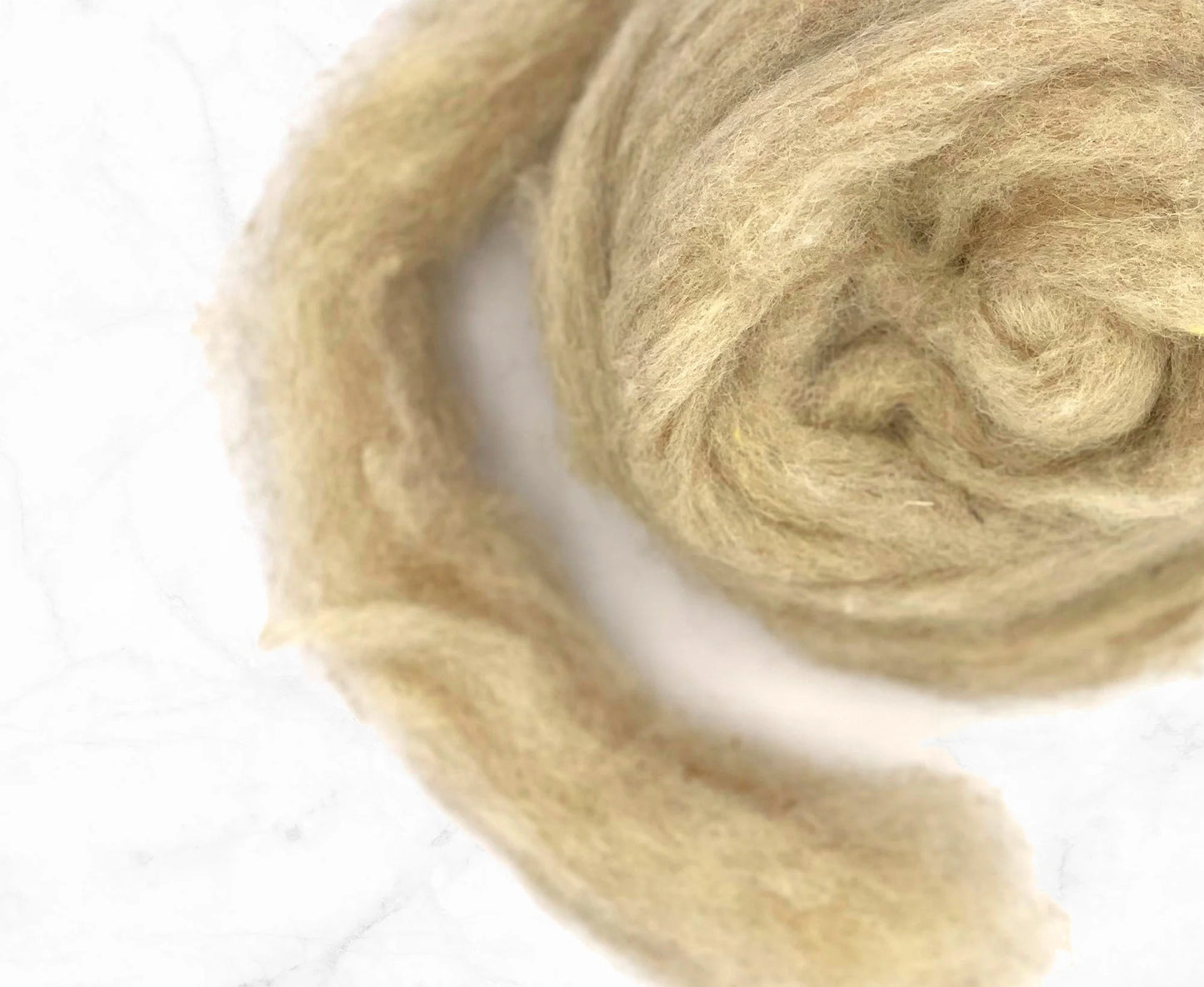 Corriedale gekaarde Donker beige - 25 gram