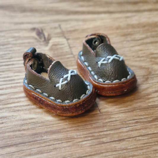 Miniatuur bruine leren schoentjes sandaal