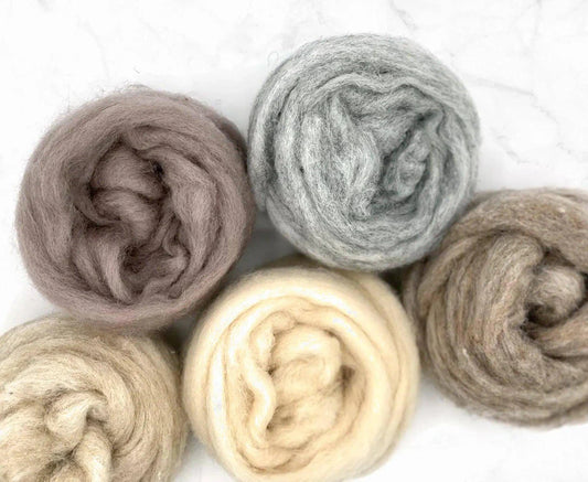 Corriedale gekaarde wol zachte tinten: 5 x 25 gram